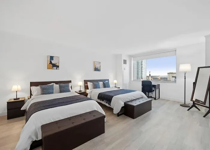 Bold Boardwalk 2Br 3Ba Condo By Cozysuites