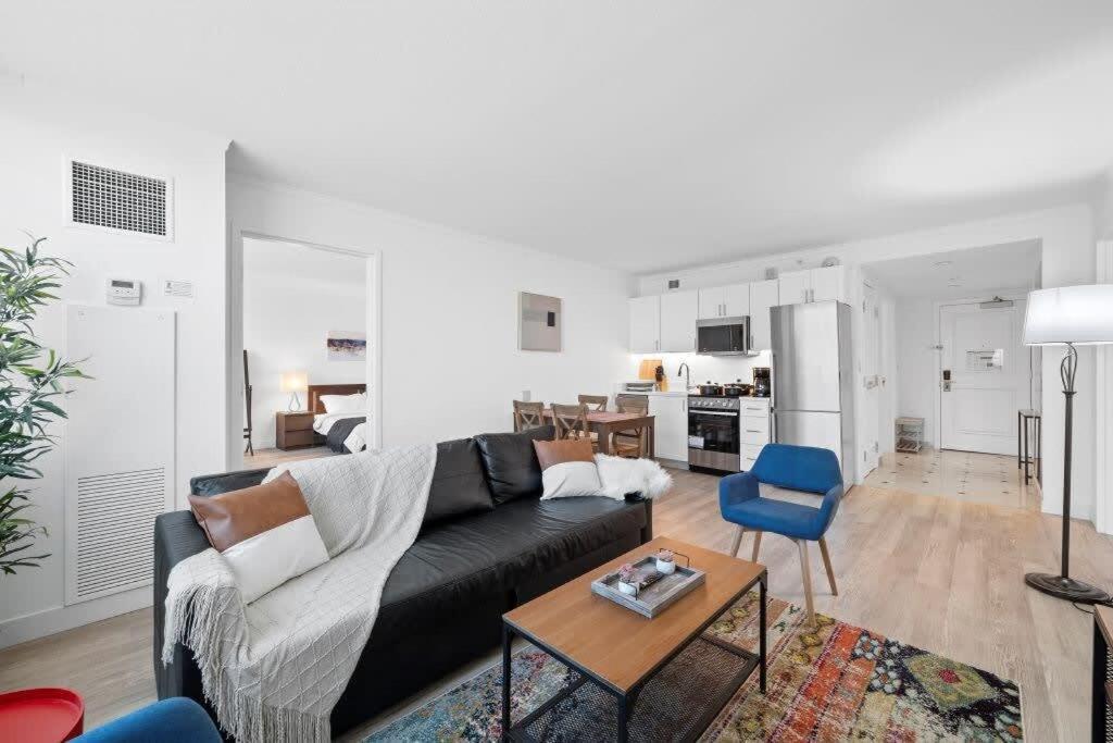 Bold Boardwalk 2br 3ba By Cozysuites *